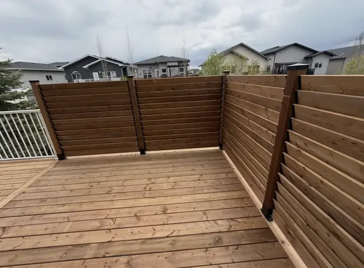Custom outdoor privacy screens Red Deer - cedar and composite privacy wall panels